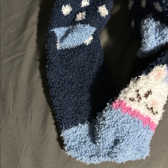 Womans Fuzzy Socks with Cute Cat Design - Blue and Pink - Picture 2 of 2